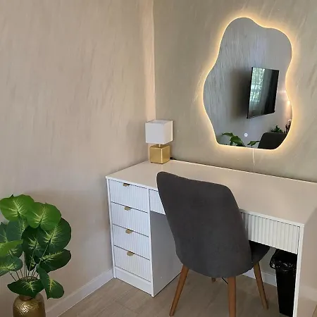 Sea Breeze Apartment